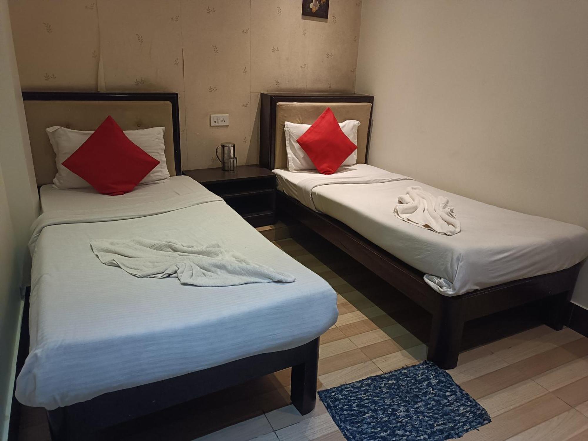 Hotel Serene Shillong Kültér fotó